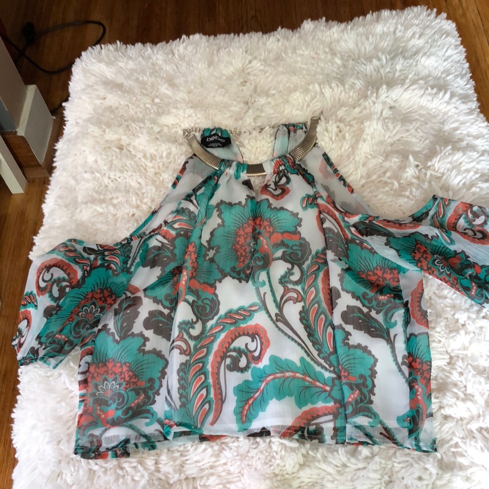Bebe chiffon crop top